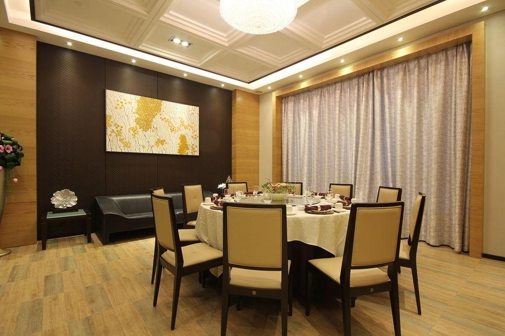Da Zhong Hotel Indoor Stadium Xuhui Шанхай Экстерьер фото